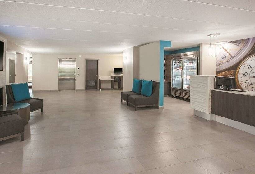 فندق La Quinta By Wyndham Sturbridge