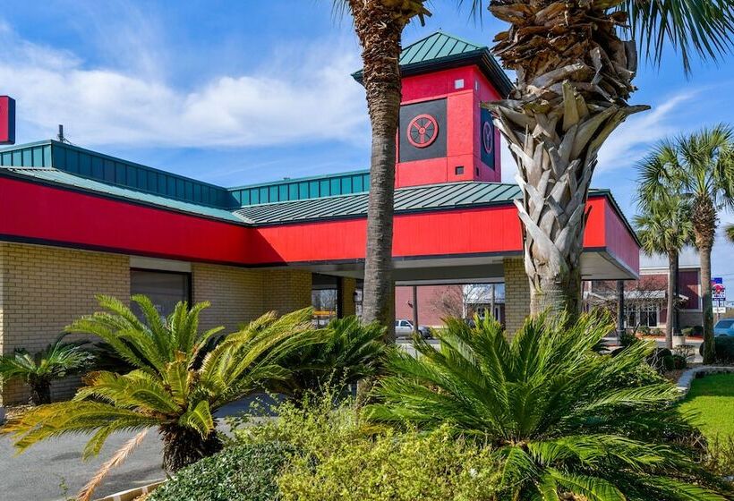 فندق Lake Park Inn Express