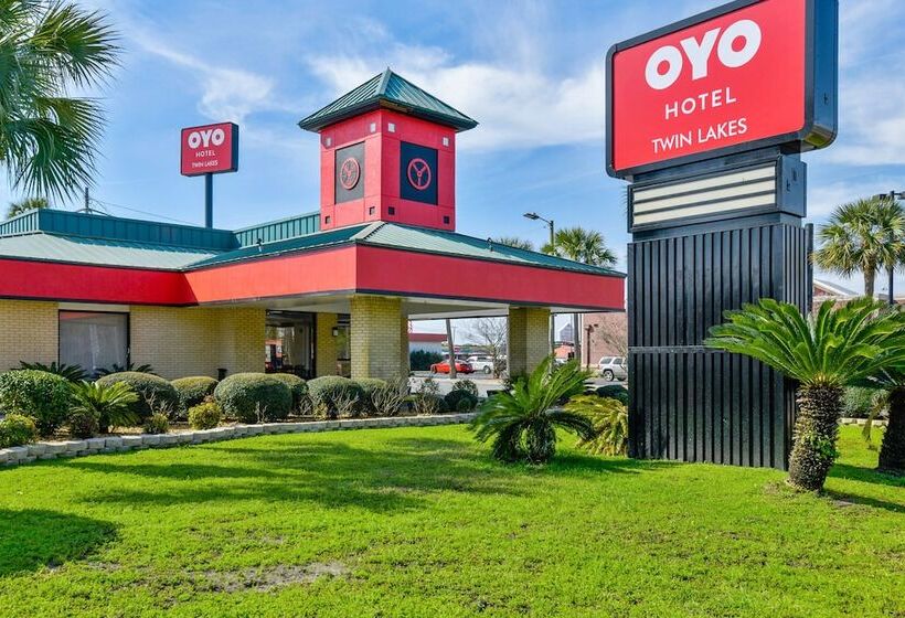 فندق Lake Park Inn Express