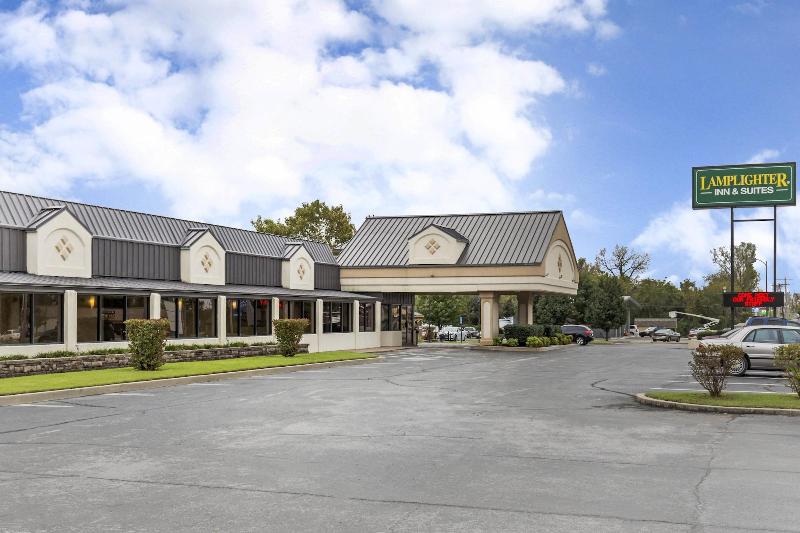 فندق Days Inn By Wyndham Pittsburg Ks