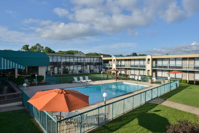 فندق Days Inn By Wyndham Pittsburg Ks