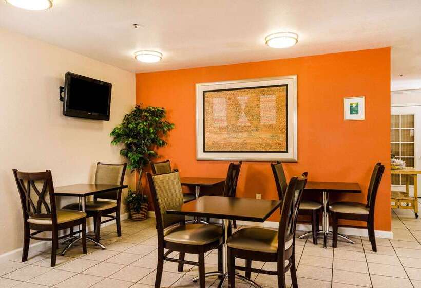 هتل Quality Inn & Suites Lathrop