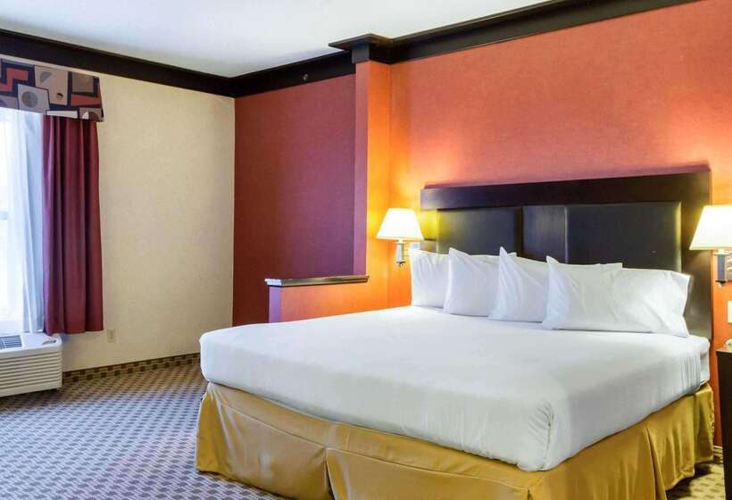 호텔 Quality Inn & Suites Oakwood Village   Cleveland South