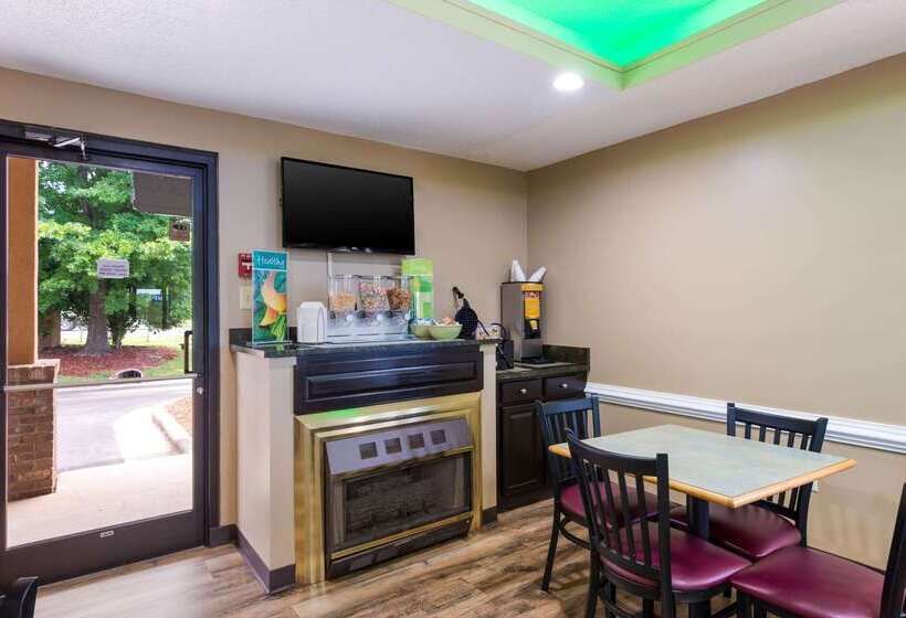 فندق Quality Inn & Suites Rockingham