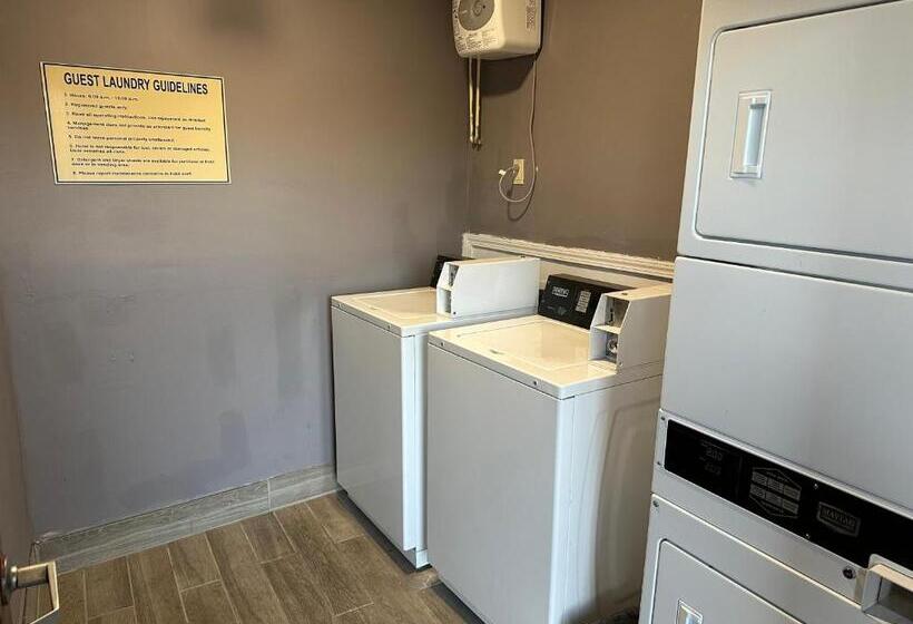 فندق Quality Inn