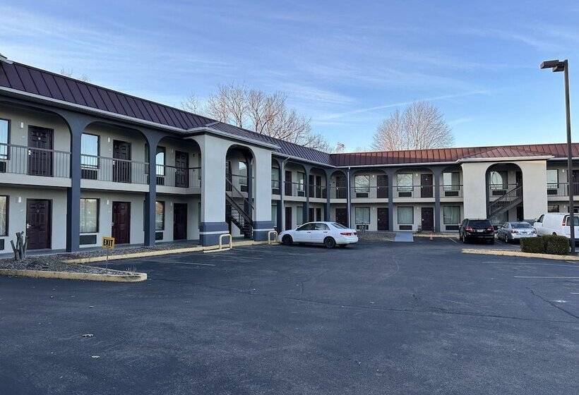 فندق Quality Inn