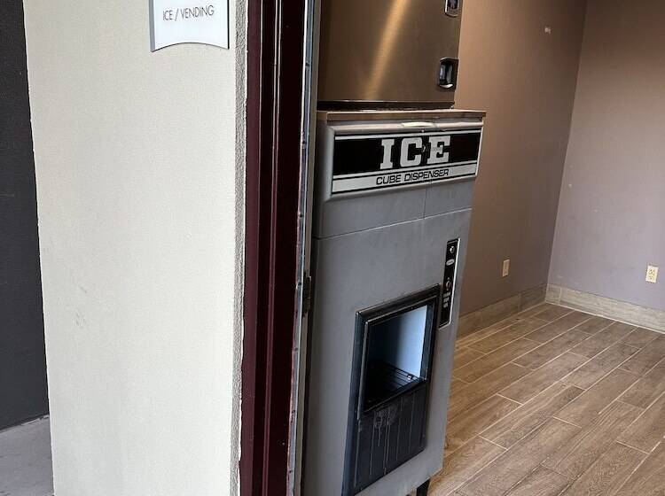 فندق Quality Inn