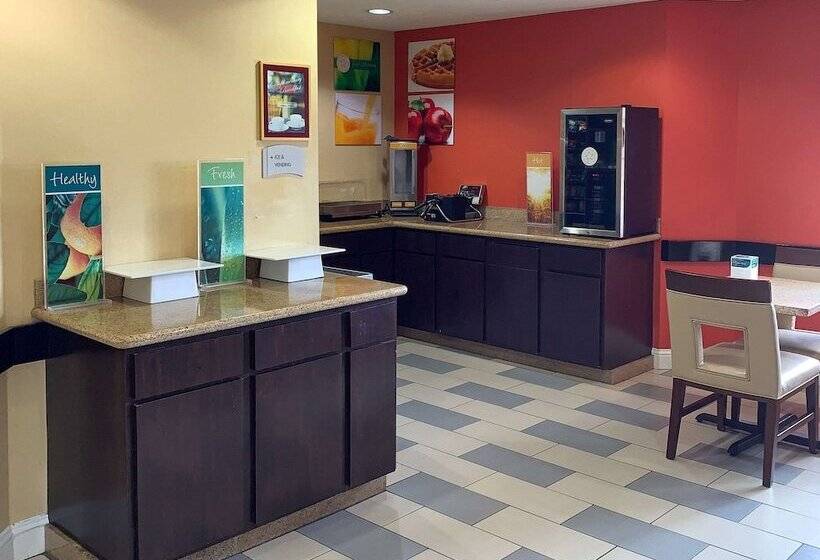 בית מלון כפרי Quality Inn Baytown  Houston East