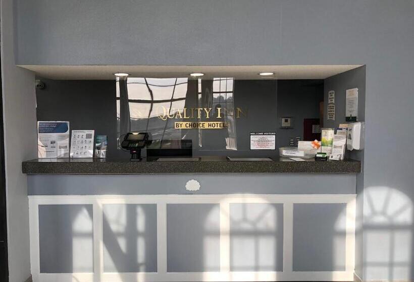 فندق Quality Inn Bennettsville