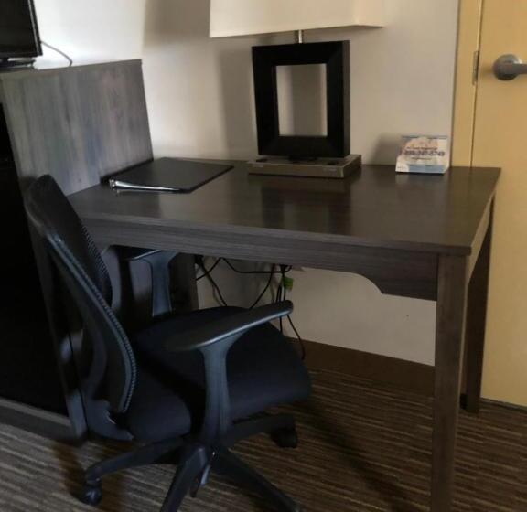 فندق Quality Inn Bennettsville