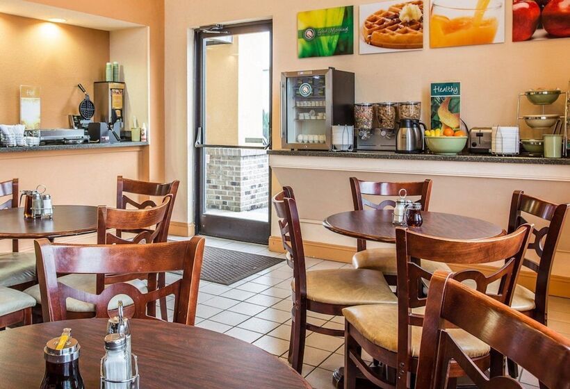 فندق Quality Inn Bennettsville