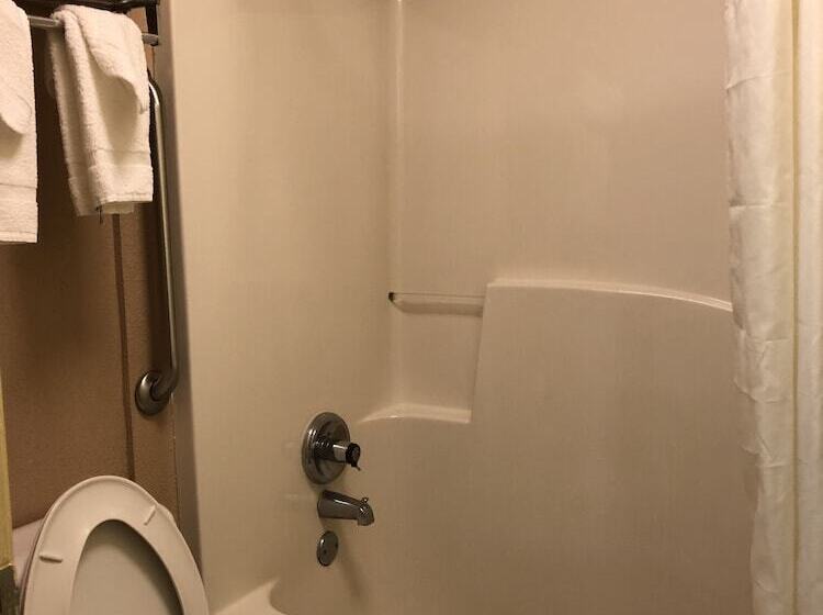 فندق Quality Inn Bennettsville