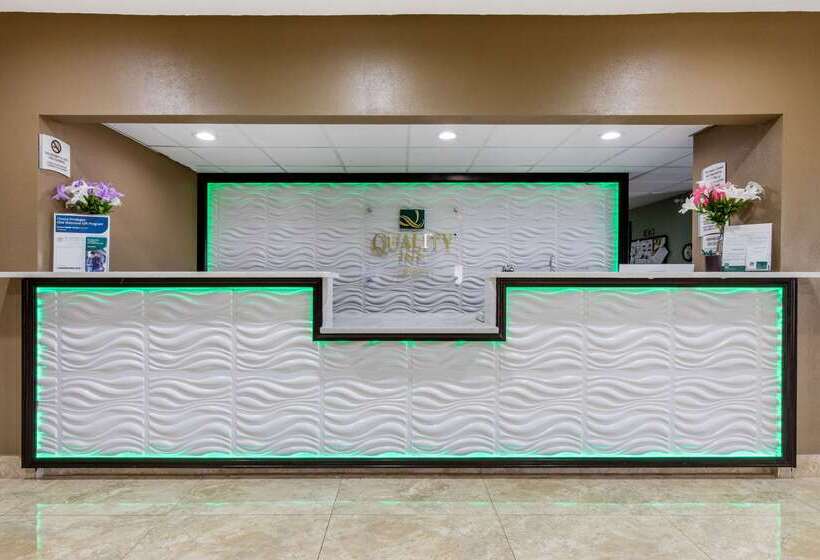 فندق Quality Inn