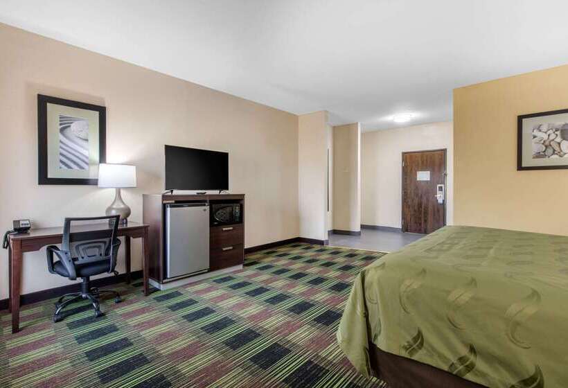 فندق Quality Inn