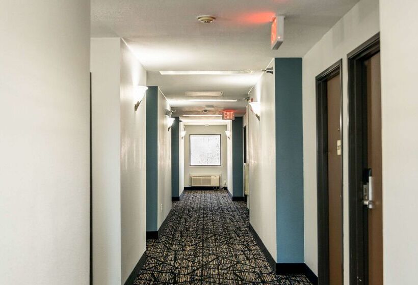 فندق Quality Inn