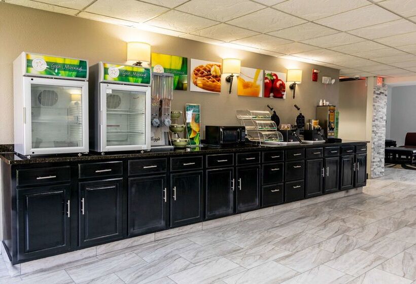 فندق Quality Inn