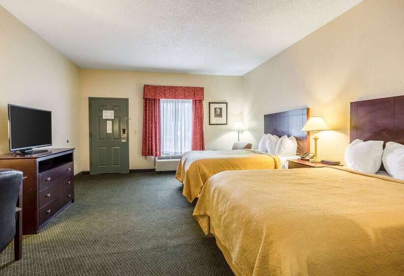 فندق Quality Inn & Conference Center