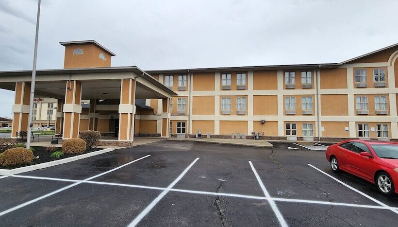 فندق Quality Inn