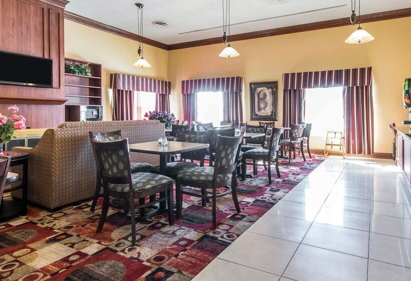 فندق Quality Inn