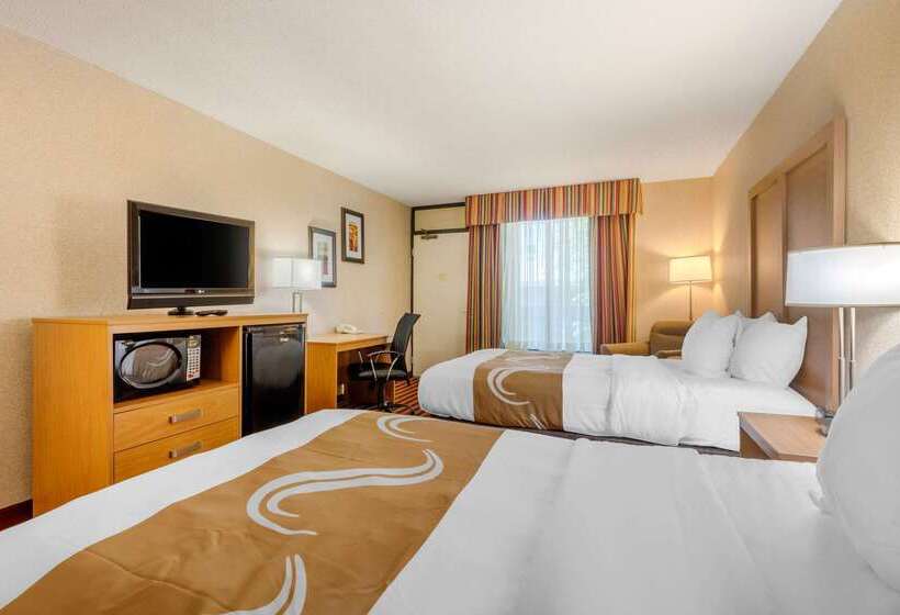 فندق Quality Inn Exit 4