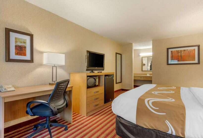 فندق Quality Inn Exit 4