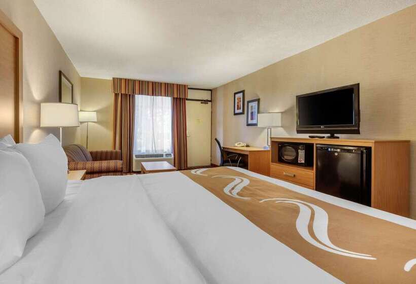 فندق Quality Inn Exit 4