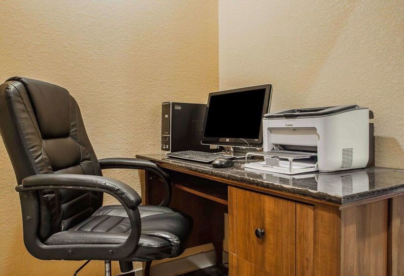 בית מלון כפרי Quality Inn Fort Dodge