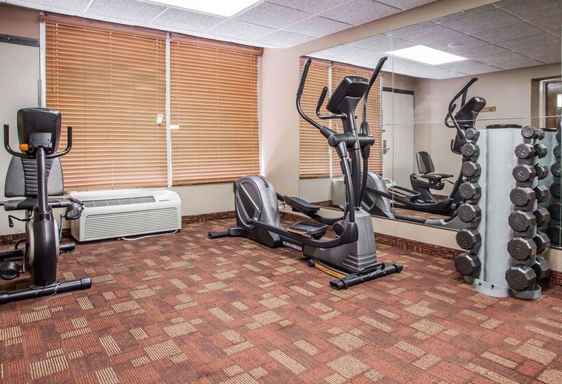 בית מלון כפרי Quality Inn Fort Dodge