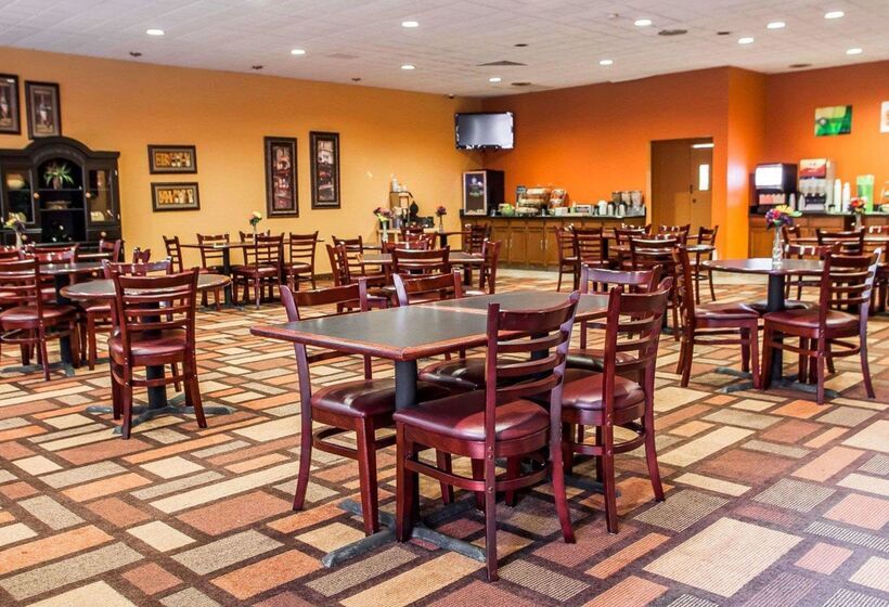 בית מלון כפרי Quality Inn Fort Dodge