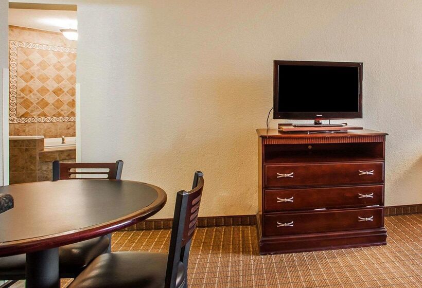 בית מלון כפרי Quality Inn Fort Dodge