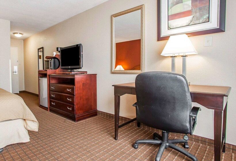 בית מלון כפרי Quality Inn Fort Dodge
