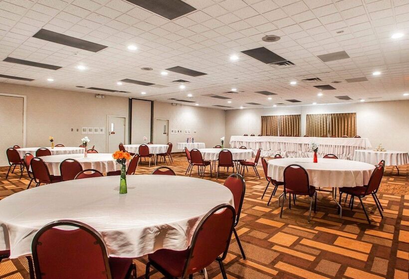 בית מלון כפרי Quality Inn Fort Dodge