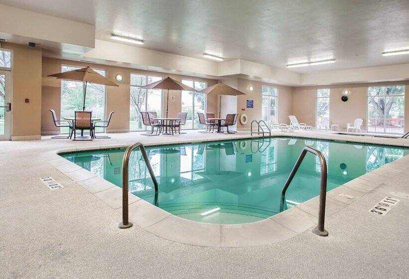 בית מלון כפרי Quality Inn Fort Dodge