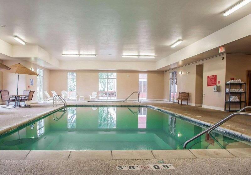 בית מלון כפרי Quality Inn Fort Dodge