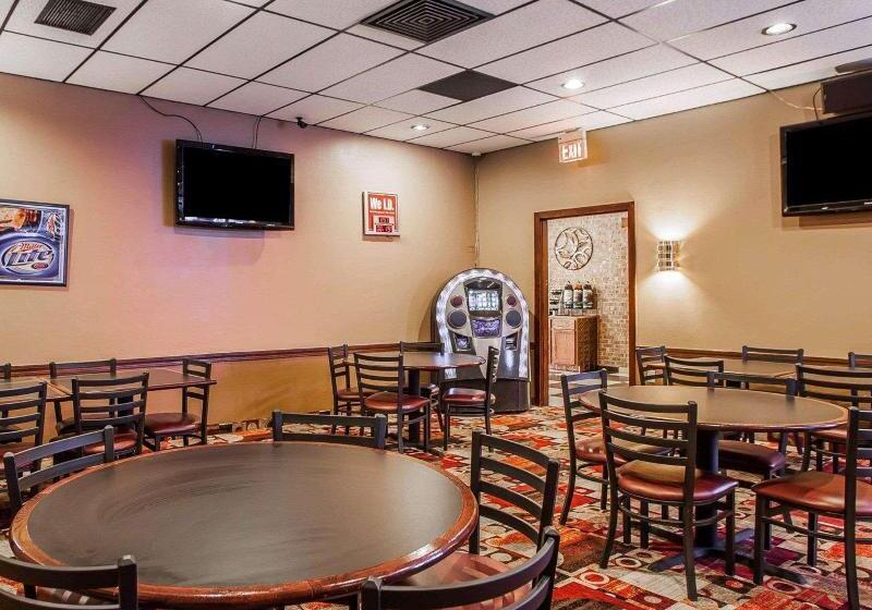 בית מלון כפרי Quality Inn Fort Dodge