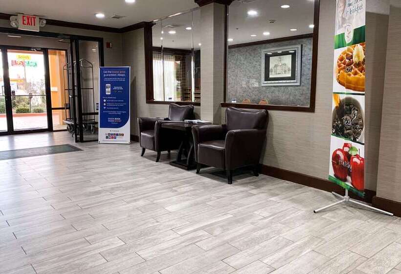 فندق Quality Inn