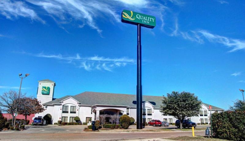 فندق Quality Inn