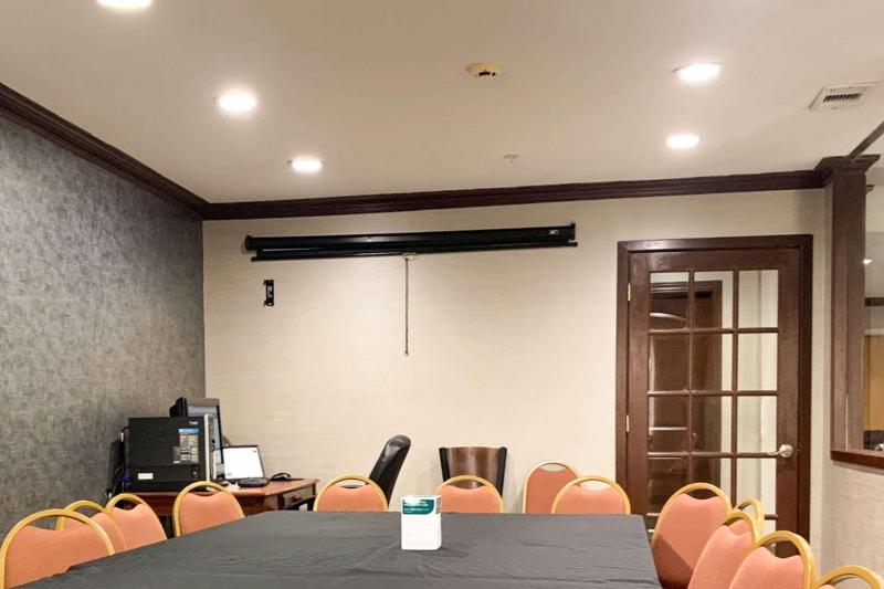 فندق Quality Inn