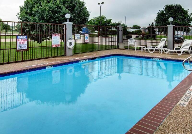 فندق Quality Inn