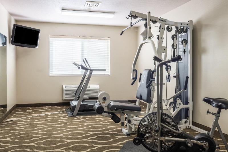 Отель Quality Inn Huron