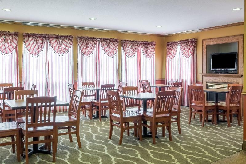 Отель Quality Inn Huron