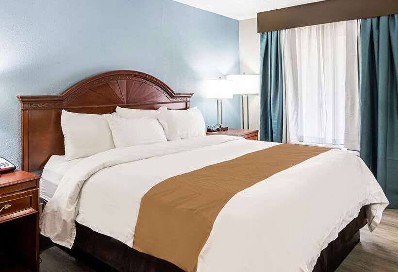 בית מלון כפרי Quality Inn