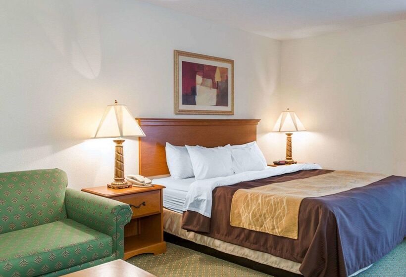 فندق Quality Inn & Suites Near Amish Country
