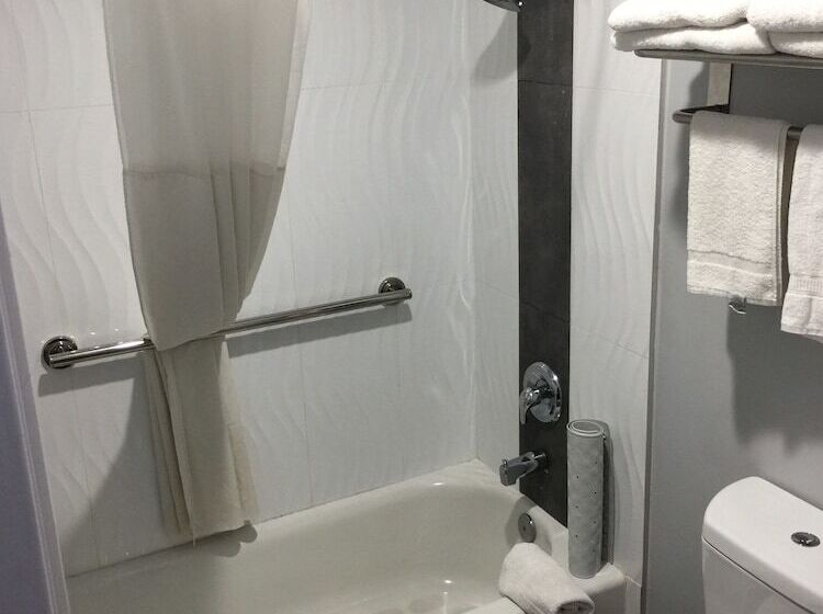 فندق Quality Inn Near Hollywood Walk Of Fame