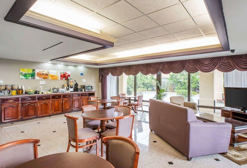 فندق Quality Inn Near Six Flags Douglasville