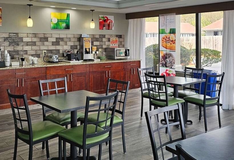 فندق Quality Inn Near Six Flags Douglasville