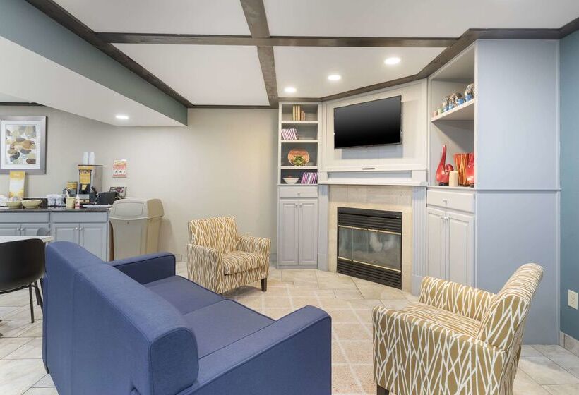 فندق Quality Inn Newton At I 80