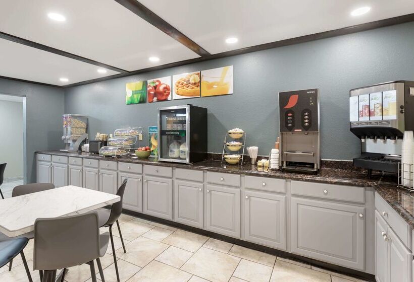 فندق Quality Inn Newton At I 80