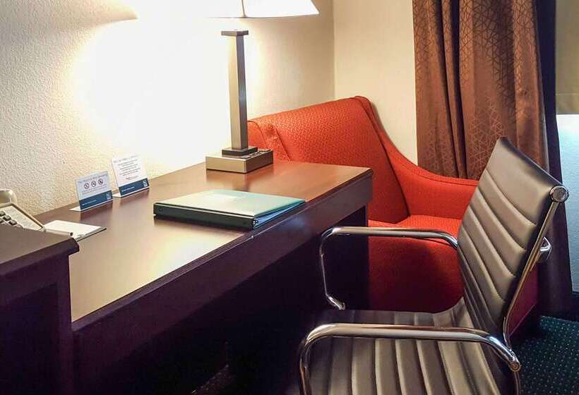 בית מלון כפרי Quality Inn Ozark Springfield South