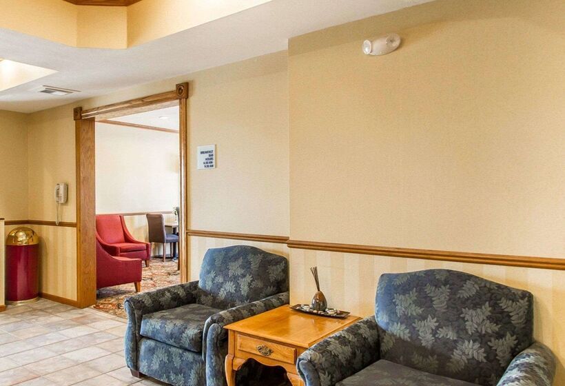 Отель Quality Inn